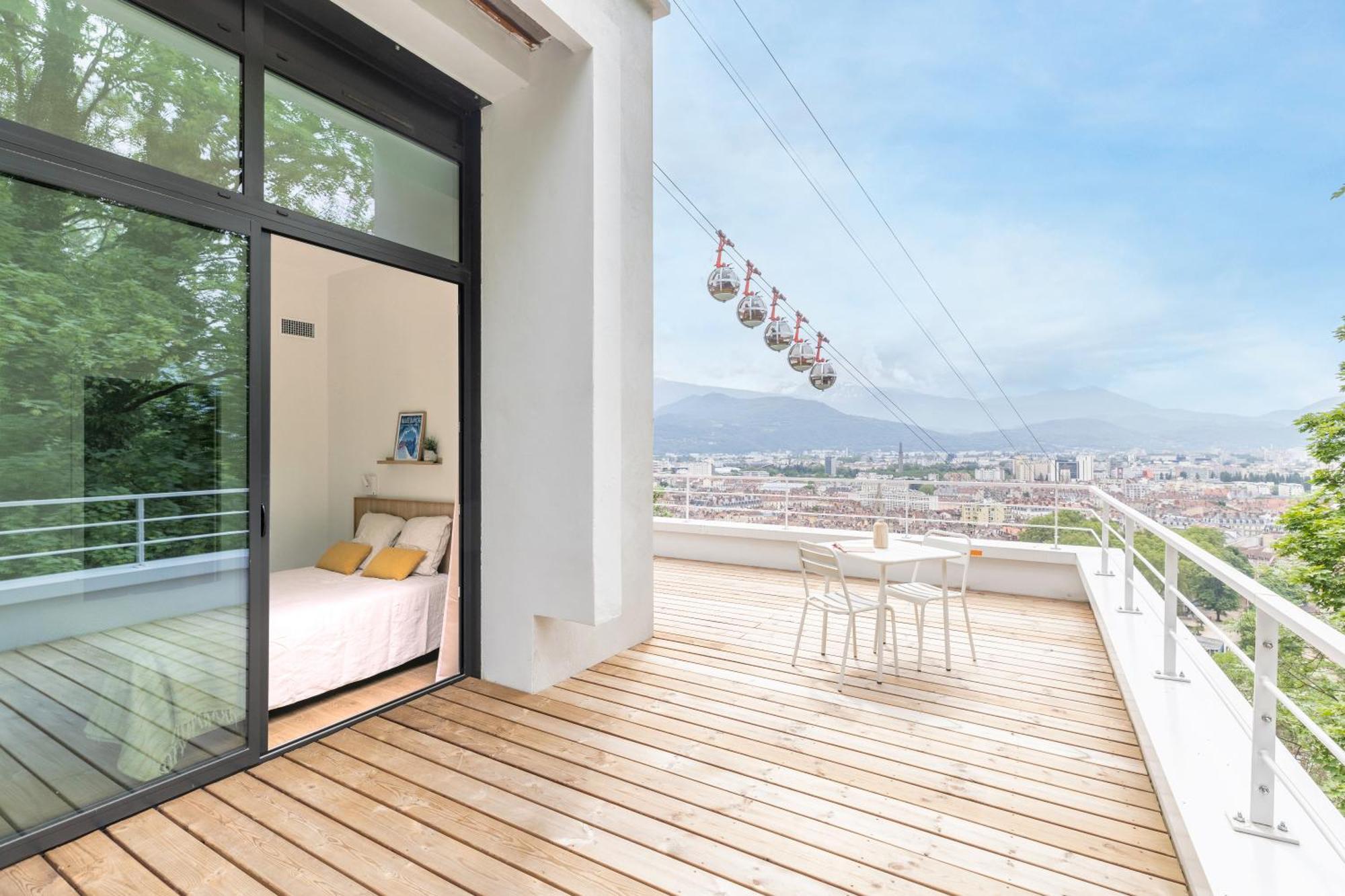 The Babel Community Hotel - Grenoble Bastille エクステリア 写真